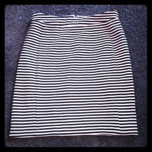 41 Hawthorn Black & White Striped Skirt Size M